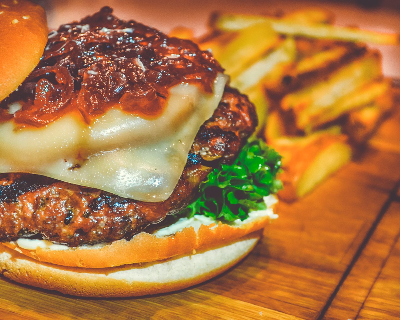 Burger z grilla